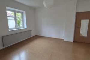 2 Zimmer-Wohnung mit Wintergarten ideal für WG/Pärchen,  verkehrsgünstig – 81249 Aubing-Süd, München – Vorschaubild 11