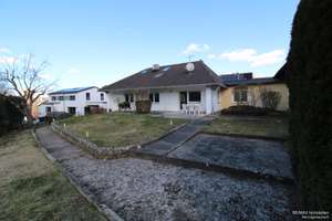 Einziehen & Wohlfühlen – großzügiges Einfamilienhaus 
mit Garten, ideal für Familie, Großfamilie &  – Rosenstraße 2, 91086 Aurachtal – Vorschaubild 27