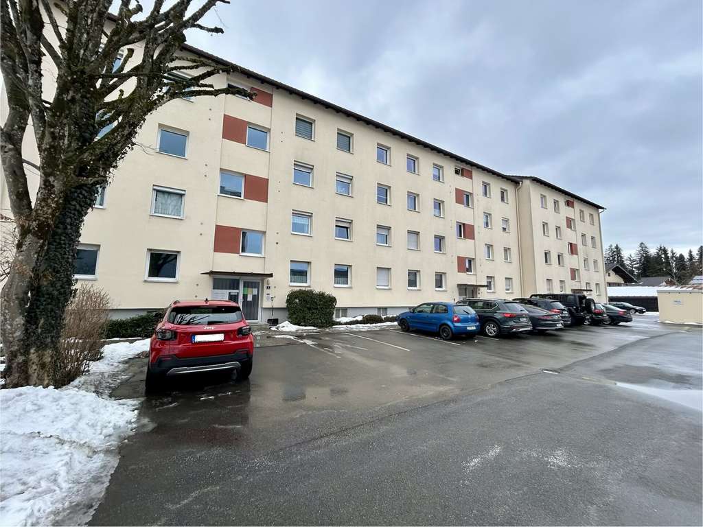 Immobilie in Traunstein - Gepflegte 2-Zimmer-Wohnung in Traunstein/Haidforst -sofort verfügbar - Bild 0