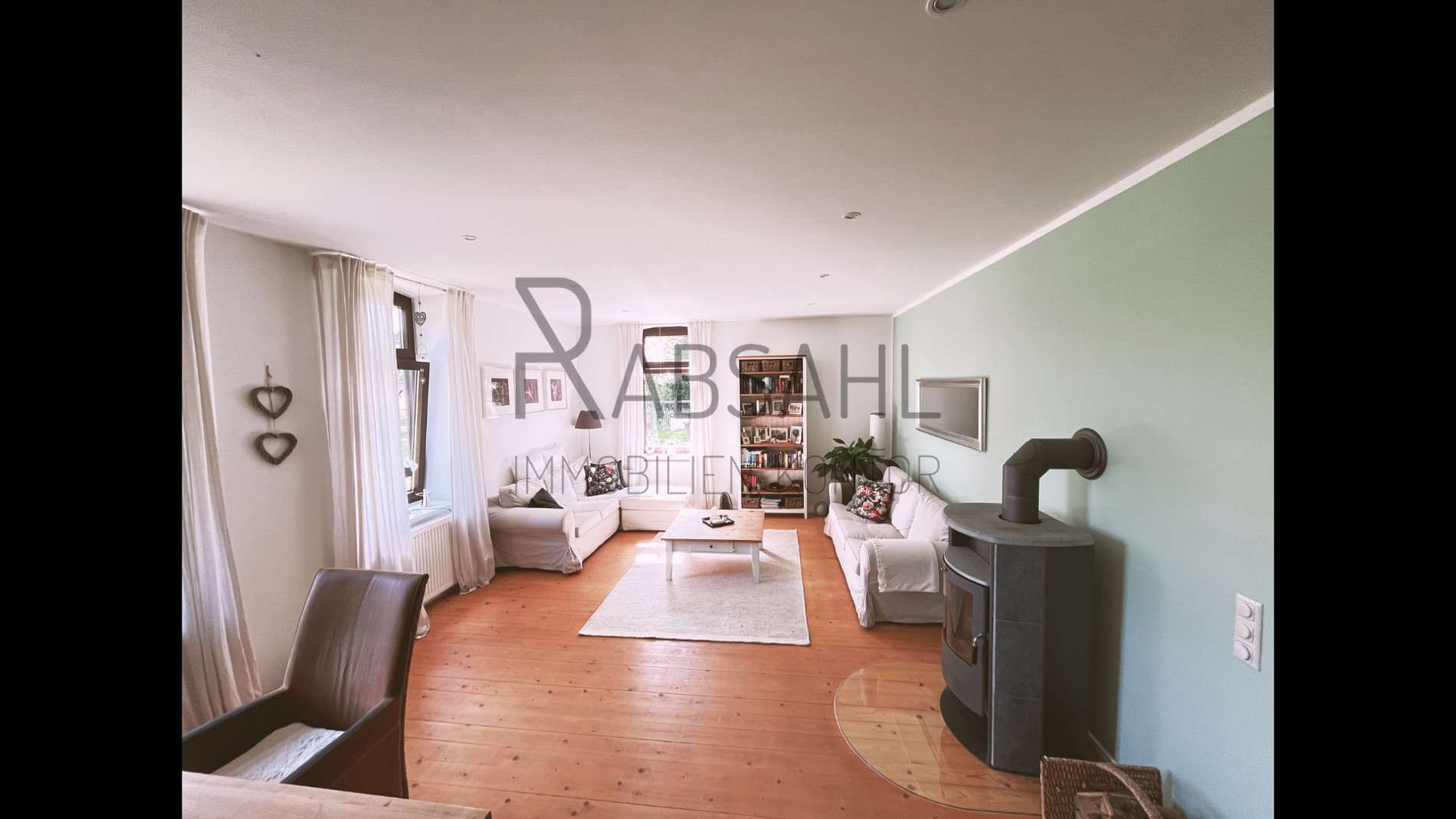 Immobilie in Rhade - Traumhaft restaurierter Pferdehof mit Offenställen, Paddock und Wiese direkt am Haus! - Bild 6