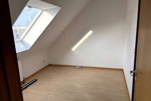 Außergewöhnliche 3-Zimmer-Dachgeschoss-
Wohnung mit einmaligem Wohnwert, nähe Schloss – Die vollständige Adresse der Immobilie erhältst du vom Anbieter., 68159 Innenstadt/Jungbusch, Mannheim – Vorschaubild 5