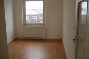 **Gepflegte 2-Zimmer Wohnung in Hannover** – Göttinger Chaussee 39, 30453 Ricklingen (Ortsteil), Hannover – Vorschaubild 2