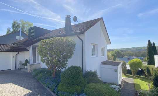 Ihr Traumhaus mit atemberaubendem Garten – Ein Paradies für Familien und Naturliebhaber