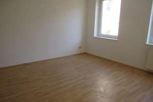 Gemütliche 2-Raum-Wohnung mit Balkon - erster Monat kaltmietfrei! – Halberstädter Straße 151, 39112 Sudenburg, Magdeburg – Vorschaubild 3