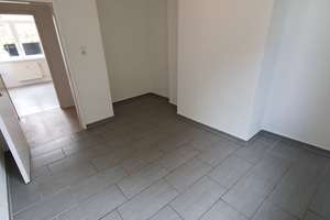 Großzügige 4-Zimmer-Wohnung in Kassel – ideal für WG, Berufstätige oder Familien! – Zentgrafenstraße 180, 34130 Kirchditmold, Kassel – Vorschaubild 12