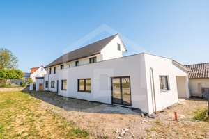 Luxus trifft Design – exklusiver Erstbezug im Neubau – Die vollständige Adresse der Immobilie erhältst du vom Anbieter., 74291 Helmstadt-Bargen – Vorschaubild 1