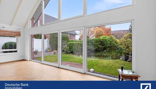 Bild von Einzigartiges und stilvolles EFH mit 5,5 Zimmern, Wintergarten & Carport in HH-Nettelnburg