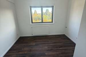 Modernisiertes Haus mit fünf Zimmern in Duisburg – Die vollständige Adresse der Immobilie erhältst du vom Anbieter., 47249 Wanheim-Angerhausen, Duisburg – Vorschaubild 5