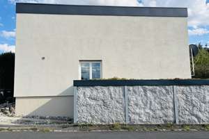 Reiheneckhaus in Würzburg-Lengfeld mit Garten und Garage + Stellplatz – 97076 Lengfeld, Würzburg – Vorschaubild 2