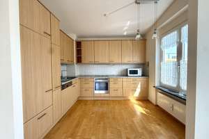 Helle 4-Zi.-Dachgeschosswohnung mit großer Südwest-Terrasse in Waldtrudering – Die vollständige Adresse der Immobilie erhältst du vom Anbieter., 81827 Waldtrudering, München – Vorschaubild 4