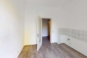Großzügige 3-Raum-Erdgeschosswohnung mit Balkon – Andréstr. 23, 9112 Kaßberg, Chemnitz – Vorschaubild 4