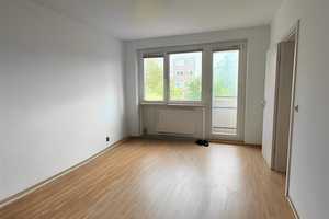 Freie Eigentumswohnung mit Balkon und Stellplatz in Greifswald – Greifswald – Vorschaubild 3