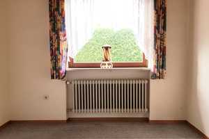 Gesucht? Gefunden!
Bungalow zum Kaufen in Aindling! – Aichach-Friedberg (Kreis) – Vorschaubild 4