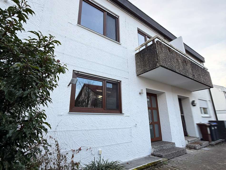 Wohngebäude Vorderansicht