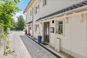 Charmantes Reihenhaus in Planegg: Ihr neues Zuhause im Grünen – Die vollständige Adresse der Immobilie erhältst du vom Anbieter., 82152 Planegg – Vorschaubild 19