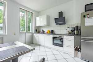 Exklusive 2-Zimmer-Wohnung mit Balkon und Einbauküche in Aachen (Pontviertel) – Kruppstraße 7, 52072 Aachen – Vorschaubild 3