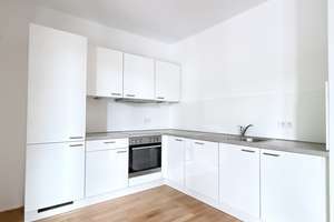 Großzügige Wohnung mit Wintergarten sucht Mieter: 2-Zimmer, 59m² – Konrad-Adenauer-Ring 1, 65187 Rheingauviertel / Hollerborn, Wiesbaden – Vorschaubild 5