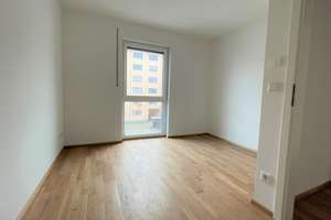 Lichtdurchflutete 3-Zimmer-Wohnung | großer Westbalkon, EBK & Carport | ruhig & zentral – Karolinenstraße 72, 90763 Nördliche Südstadt, Fürth – Vorschaubild 10