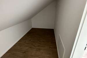 Große 3-Zimmer-Maisonette-Wohnung im Niedrigenergiehaus – Johann-Klöhr-Straße 32, 97618 Hohenroth – Vorschaubild 11