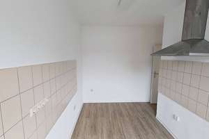 Ihr neues Zuhause: Gemütliche 3-Zimmer-Wohnung mit BALKON und viel Komfort – Lahrkampstraße 15, 33104 Schloß Neuhaus, Paderborn – Vorschaubild 9