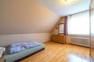 Ansprechendes Einfamilienhaus mit viel Platz auf einem großen Grundstück – Die vollständige Adresse der Immobilie erhältst du vom Anbieter., 26215 Wiefelstede – Vorschaubild 8