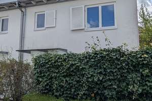 Charmantes Reiheneckhaus in begehrter Lage von Haar – Wohnen mit Garten & Stadtnähe – Die vollständige Adresse der Immobilie erhältst du vom Anbieter., 85540 Haar – Vorschaubild 4