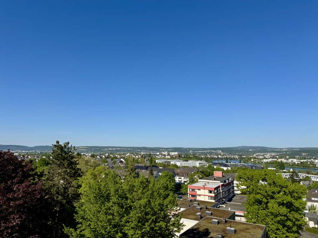 Top-Lage mit Aussicht: Moderne 3-Zi Eigentumswohnung nahe Universität Koblenz