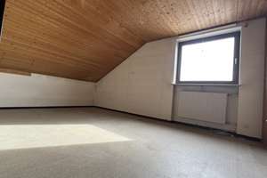 Sanierungsbedürftige Doppelhaushälfte mit Gestaltungspotenzial in schöner Lage Neubiberg – Waldstraße 3, 85579 Neubiberg – Vorschaubild 4