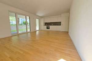 Familienfreundliche 4 Zimmerwohnung mit Terrasse zur Miete in Hamburg Langenhorn! Schnell sein lohnt – Diekmoorweg 40, 22419 Langenhorn, Hamburg – Vorschaubild 2
