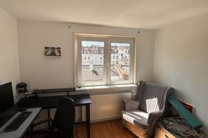 Alltagstaugliche 2-Zimmer-Wohnung in Wiesbaden – Weilstraße 2, 65183 Mitte, Wiesbaden – Vorschaubild 1