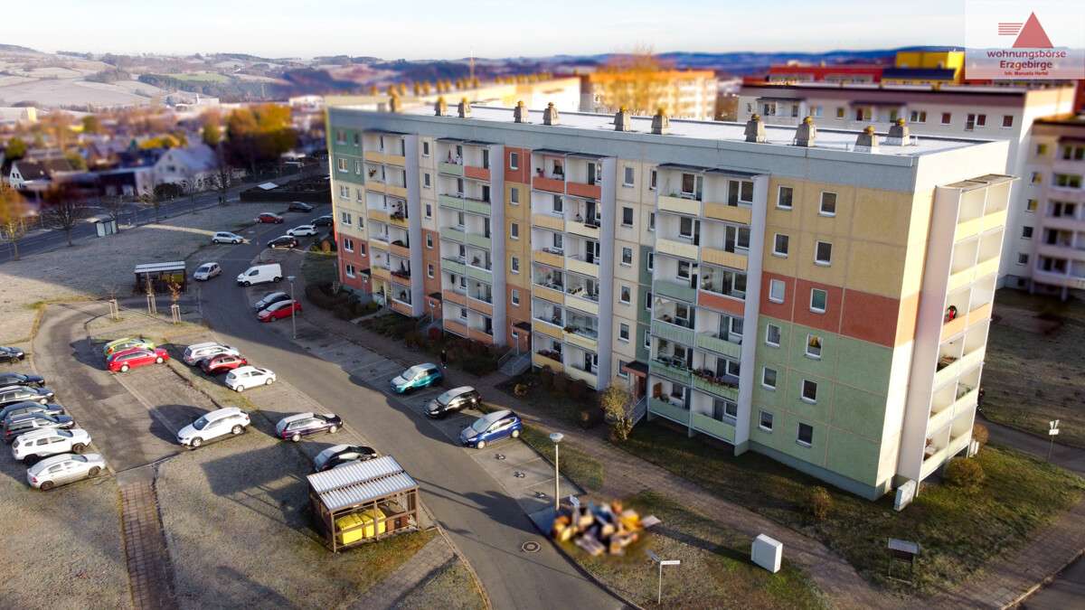 3-Raum-Balkonwohnung mit toller Aussicht in Annaberg-Buchholz – Eigennutzung oder Kapitalanlage!, Erzgebirgskreis – Bild 1