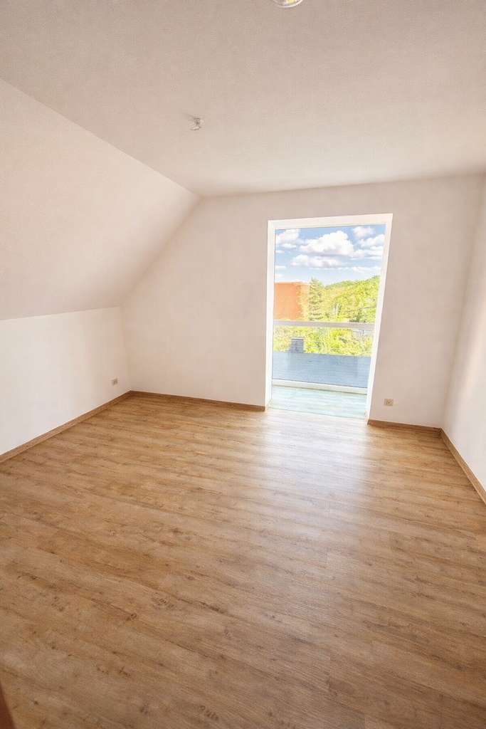 Immobilie in Wilsdruff - MFH mit 4 Einheiten in Oberhermsdorf – voll vermietet & gepflegt - Bild 4