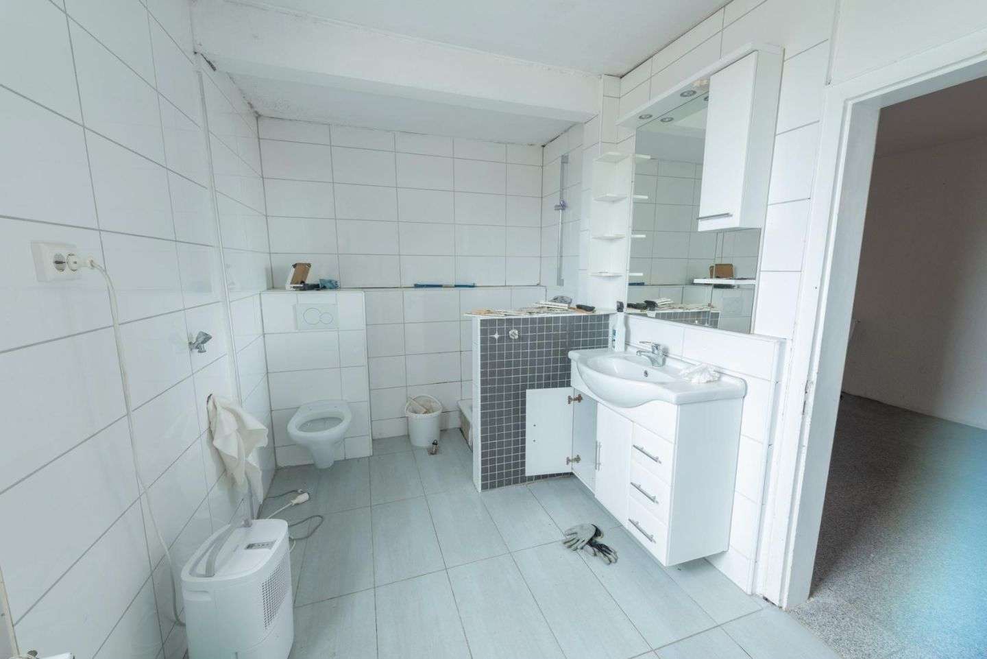 Immobilie in Bühl - Zweifamilienhaus plus vermietete Werkstatt in Bühl - Bild 3