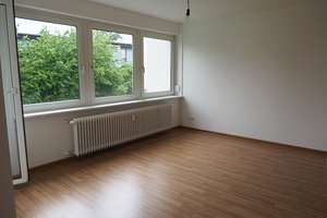 Großzügige 2 Zimmer Wohnung mit Balkon in Bestlage Wiesbaden-Biebrich – Die vollständige Adresse der Immobilie erhältst du vom Anbieter., 65187 Biebrich, Wiesbaden – Vorschaubild 8