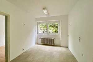 Freistehender Bungalow mit großem Garten, Pool und Garage in exklusiver Lage in Essen Bredeney – Essen – Vorschaubild 5