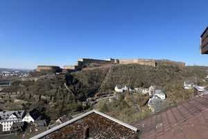 Solide vermietete Wohnung mit unverbaubarem Panoramablick über ganz Koblenz – Koblenz – Vorschaubild 2