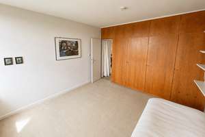 Sanierungsbedürftige 3-Zimmer-Wohnung mit Weitblick – 40474 Golzheim, Düsseldorf – Vorschaubild 4