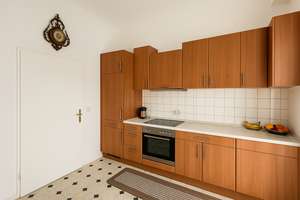 Zentral gelegene 3-Zimmer-Wohnung mit Balkon – Willkommen in Oberbilk – Emmastraße 1, 40227 Oberbilk, Düsseldorf – Vorschaubild 1