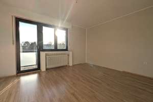 Zweifamilienhaus mit Balkon, Wintergarten und großem Garten
in Wuppertal-Ronsdorf – Die vollständige Adresse der Immobilie erhältst du vom Anbieter., 42369 Ronsdorf, Wuppertal – Vorschaubild 19