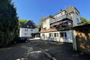 2 MEHRFAMILIENHÄUSER MIT 6 WOHNEINHEITEN + GROSSZÜGIGE GEWERBFLÄCHE - IM ZENTRUM VON GUMMERSBACH - – Hindenburgstr. 57 und 59, 51643 Gummersbach – Vorschaubild 9