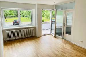 Schöne 3-Zimmer-Wohnung im Hochparterre mit zwei Balkonen – Schweidnitzer Str. 2, 90473 Langwasser Südwest, Nürnberg – Vorschaubild 2