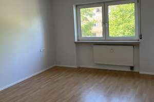 Großzügige 2,5-ZKB-Wohnung mit Süd-Loggia & Garage – SB Malstatt – Rheinstraße 85, 66113 Burbach, Saarbrücken – Vorschaubild 11