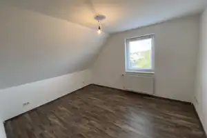 Großzügiges Einfamilienhaus mit Einliegerwohnung + separatem Ferienhaus in beliebter Wohnsiedlung (c – Müritz (Kreis) – Vorschaubild 24