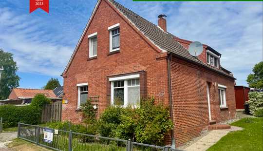 Bild von Modernisiertes Einfamilienhaus mit Carport und hübschem Garten