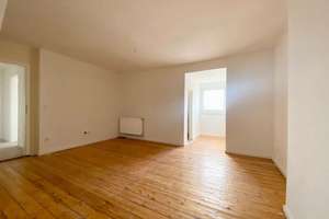 🏡 Altbaucharme: WG-taugliche 4,5-Zimmer-Wohnung  direkt am Bergmannsheil – Hattinger 87, 44789 Südinnenstadt, Bochum – Vorschaubild 4