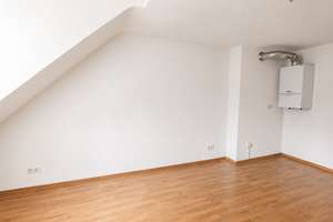 Charmante Zweizimmerwohnung im Dachgeschoss – Düsselstraße 76, 40219 Unterbilk, Düsseldorf – Vorschaubild 7