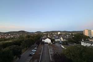 2-Zimmer-Wohnung mit Weitblick auf die Starkenburg