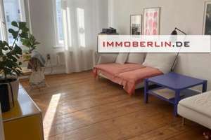 IMMOBERLIN.DE - Charmante Stuck-Altbauwohnung mit Südbalkon & Lift im Trendviertel – Die vollständige Adresse der Immobilie erhältst du vom Anbieter., 10437 Prenzlauer Berg, Berlin – Vorschaubild 3