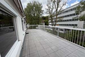 Helle 4-Zimmer-Wohnung mit Balkon und Aufzug in Saarbrücken – Pestelstraße 4, 66119 Alt-Saarbrücken, Saarbrücken – Vorschaubild 15