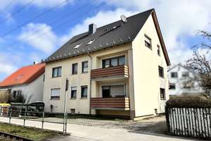 Attraktives Mehrfamilienhaus mit Potential in verkehrsgünstiger Lage in Augsburg-Lechhausen